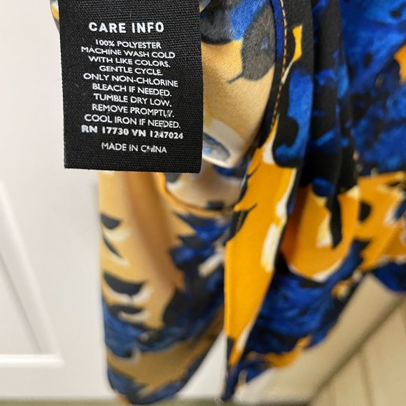 Who What Wear Sleeveless Floral Dress - Picture 13 of 13